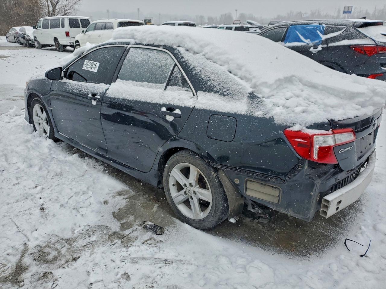 2012 TOYOTA CAMRY
