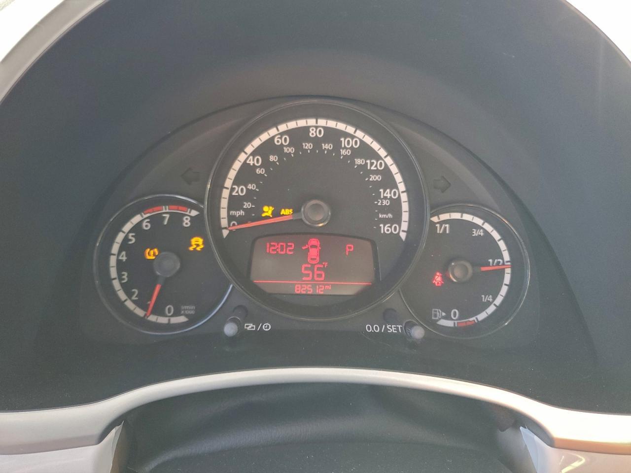2013 VOLKSWAGEN Beetle