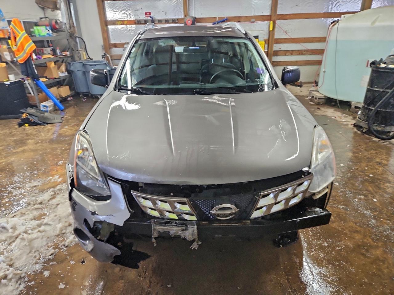 2014 NISSAN ROGUE