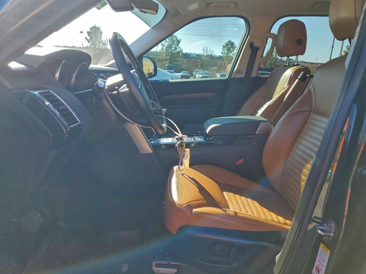2017 LAND ROVER Discovery