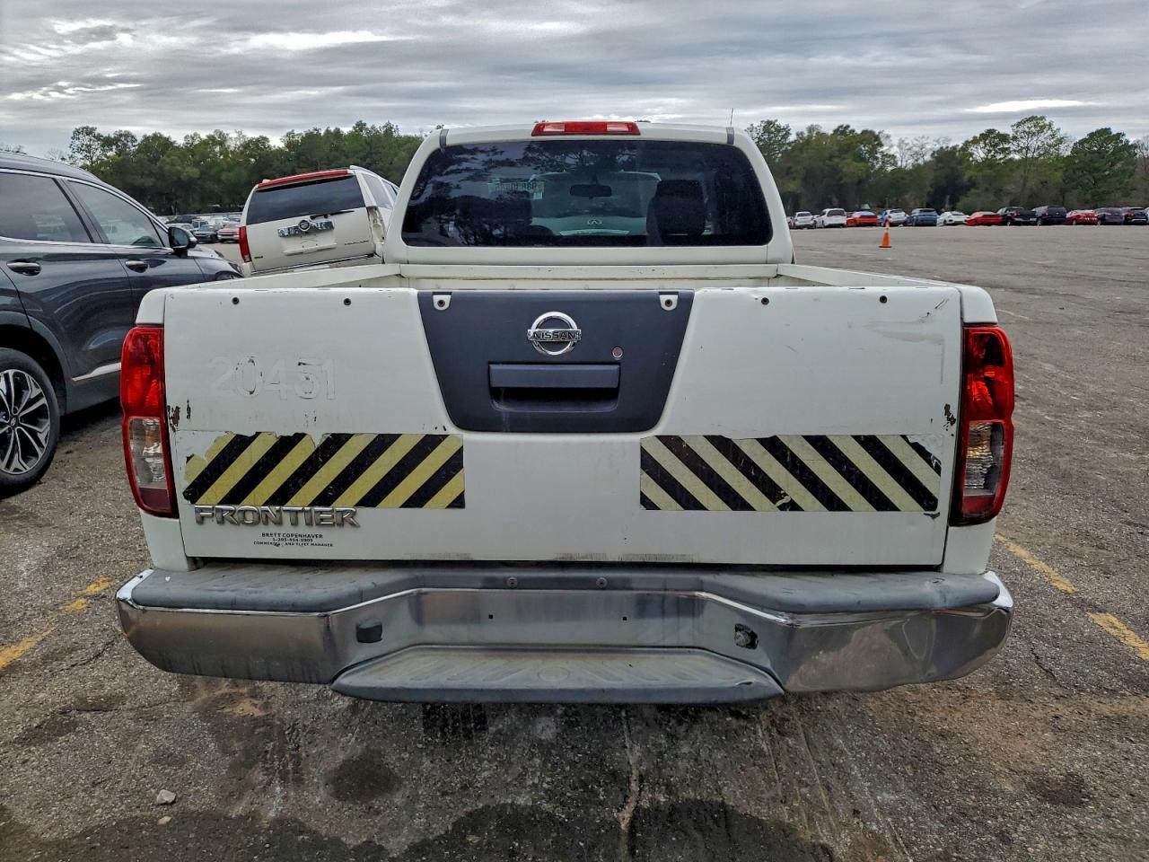 2015 NISSAN Frontier