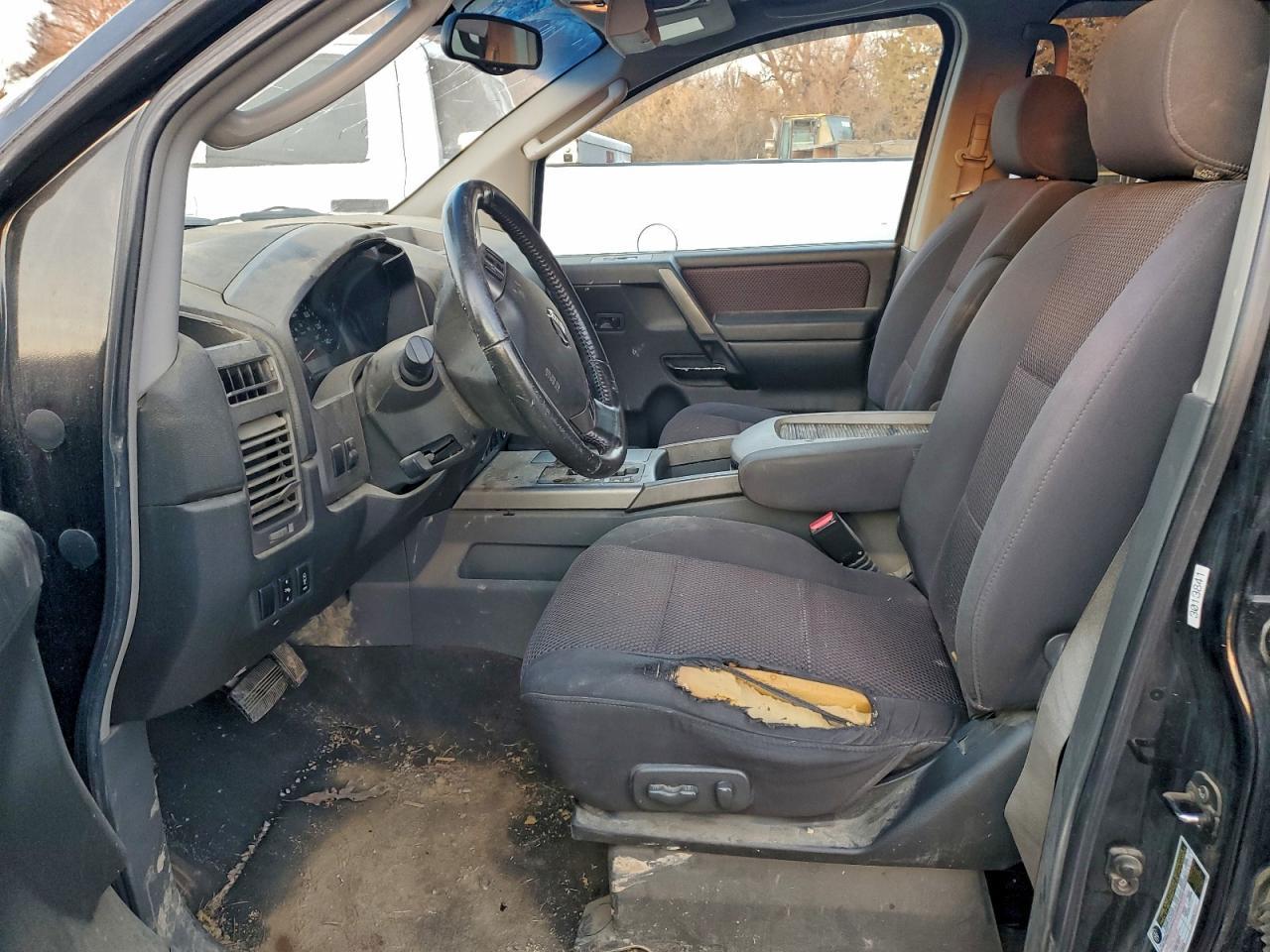 2005 NISSAN Armada