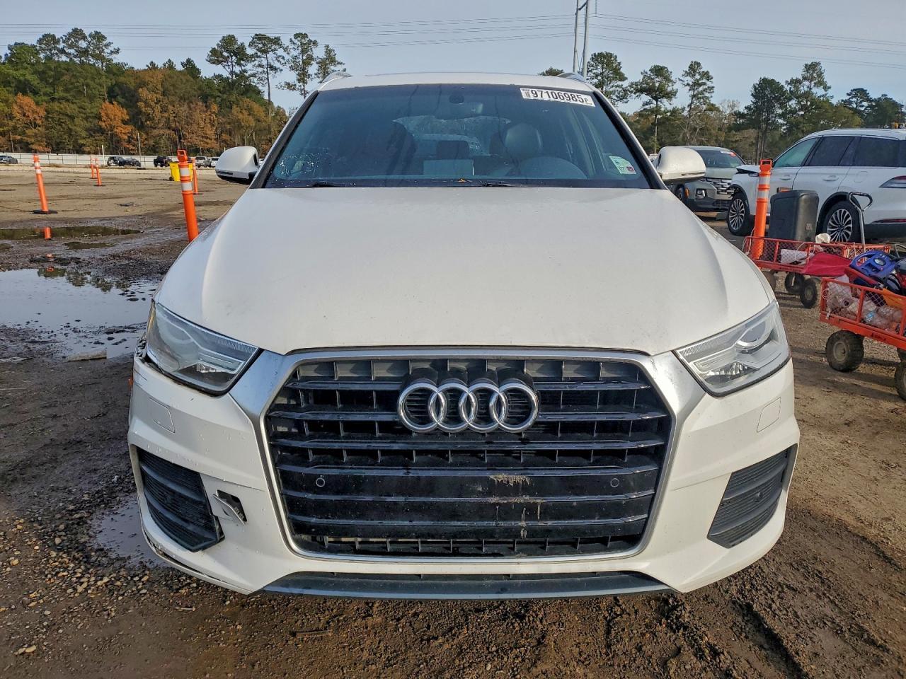 2017 AUDI Q3