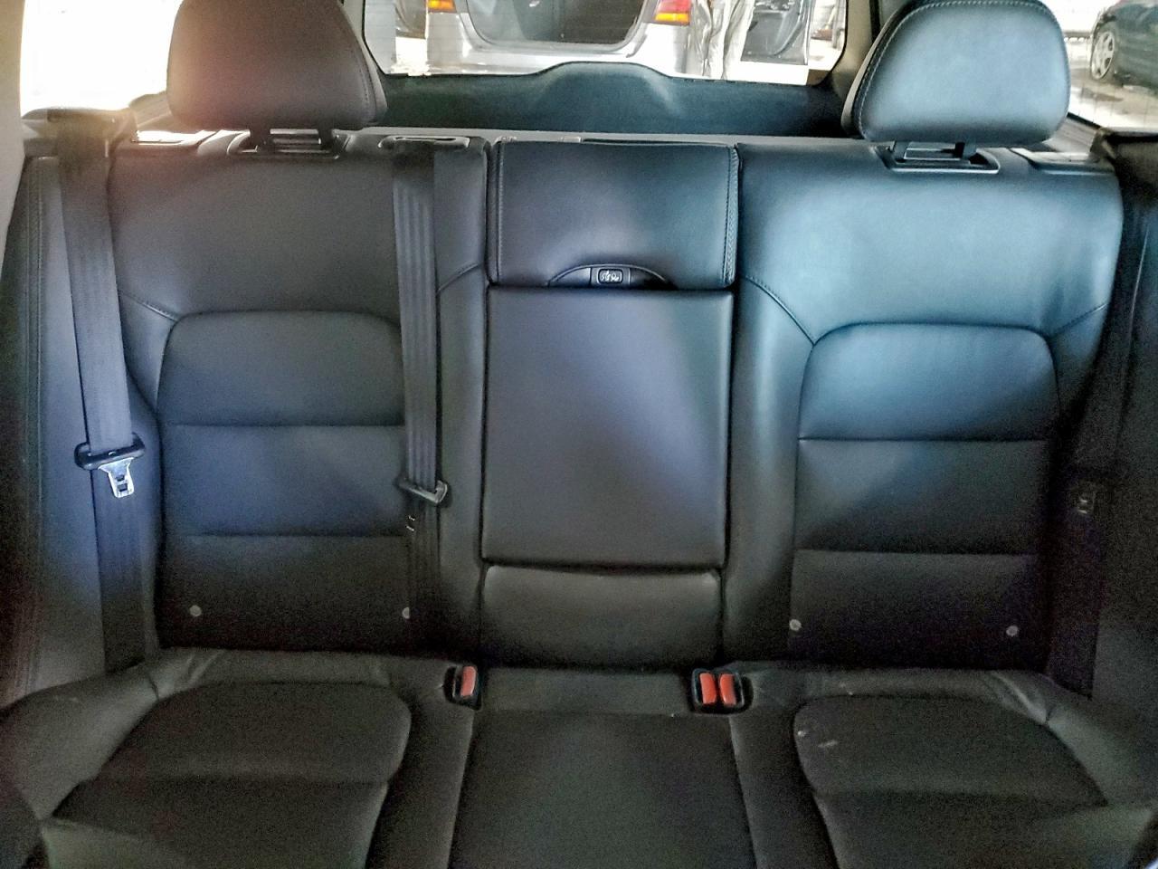 2015 VOLVO XC70