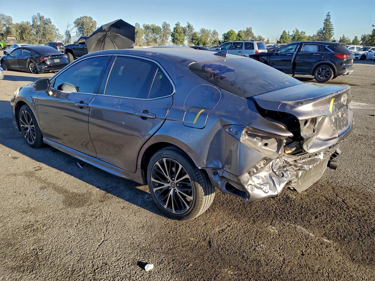 2019 TOYOTA CAMRY