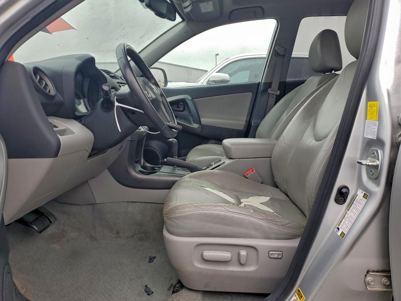 2010 TOYOTA RAV4