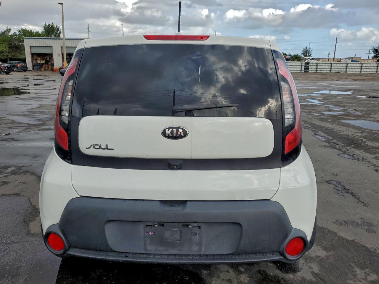 2015 KIA SOUL