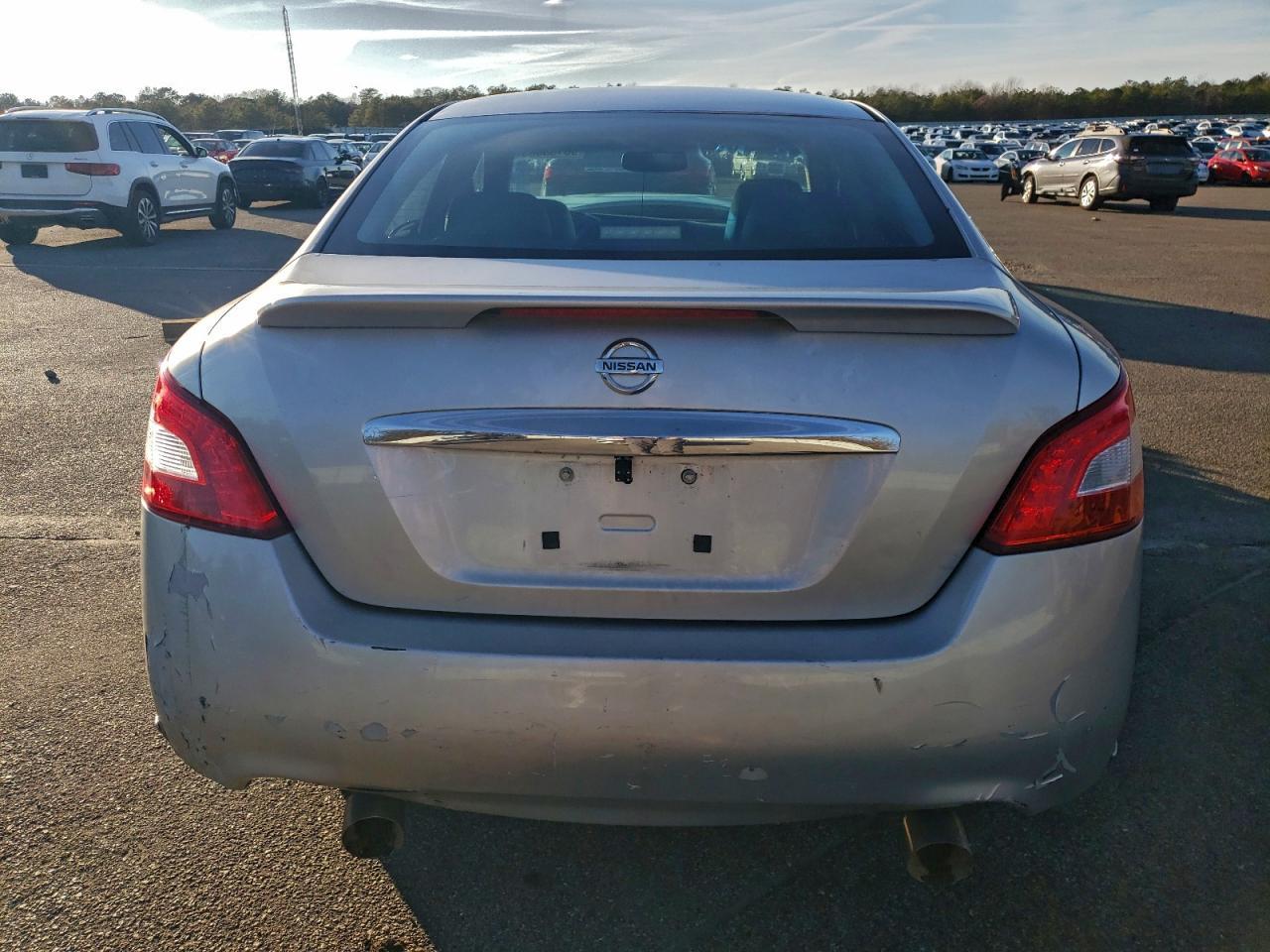 2009 NISSAN Maxima