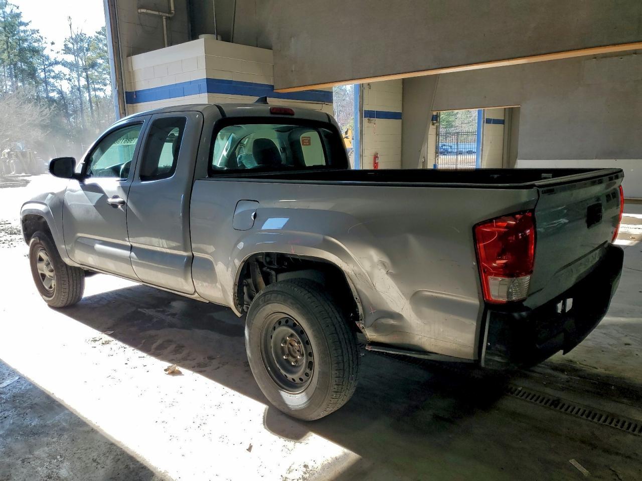 2016 TOYOTA TACOMA
