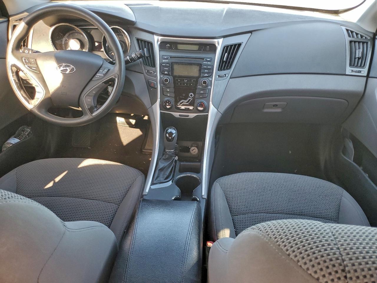 2012 HYUNDAI SONATA