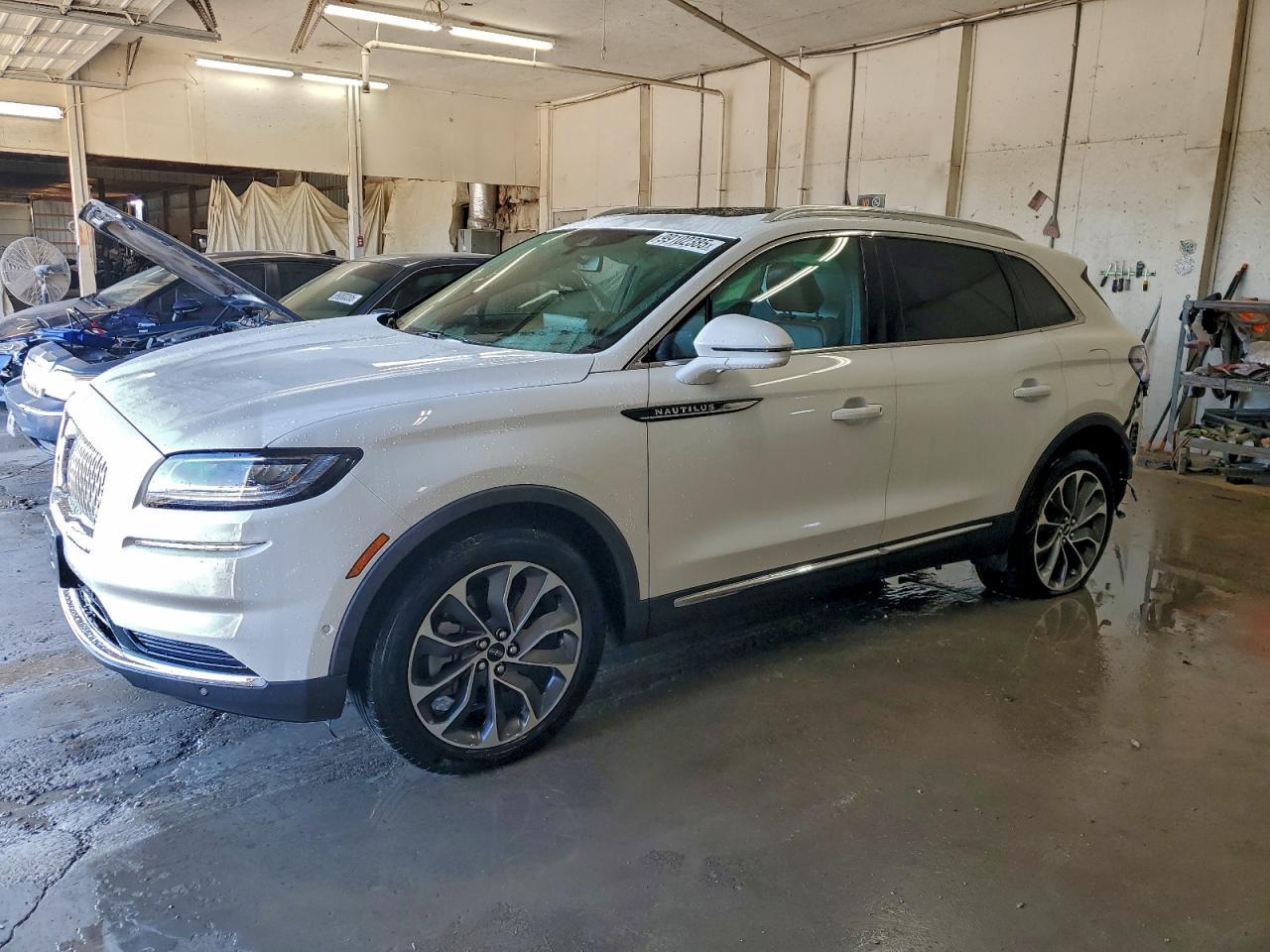 2023 LINCOLN Nautilus