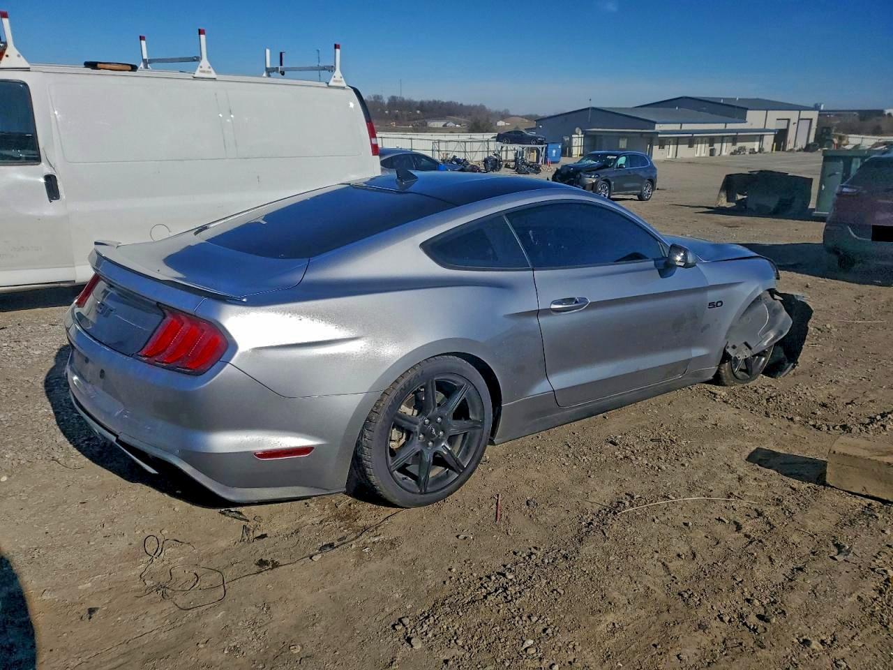 2020 FORD MUSTANG