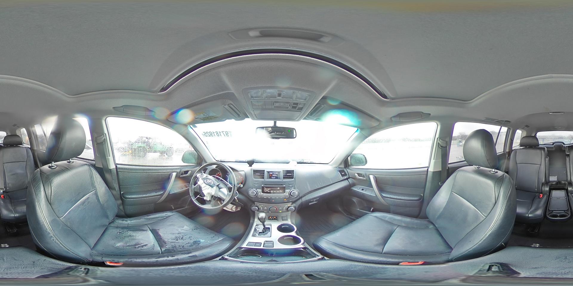 2012 TOYOTA HIGHLANDER