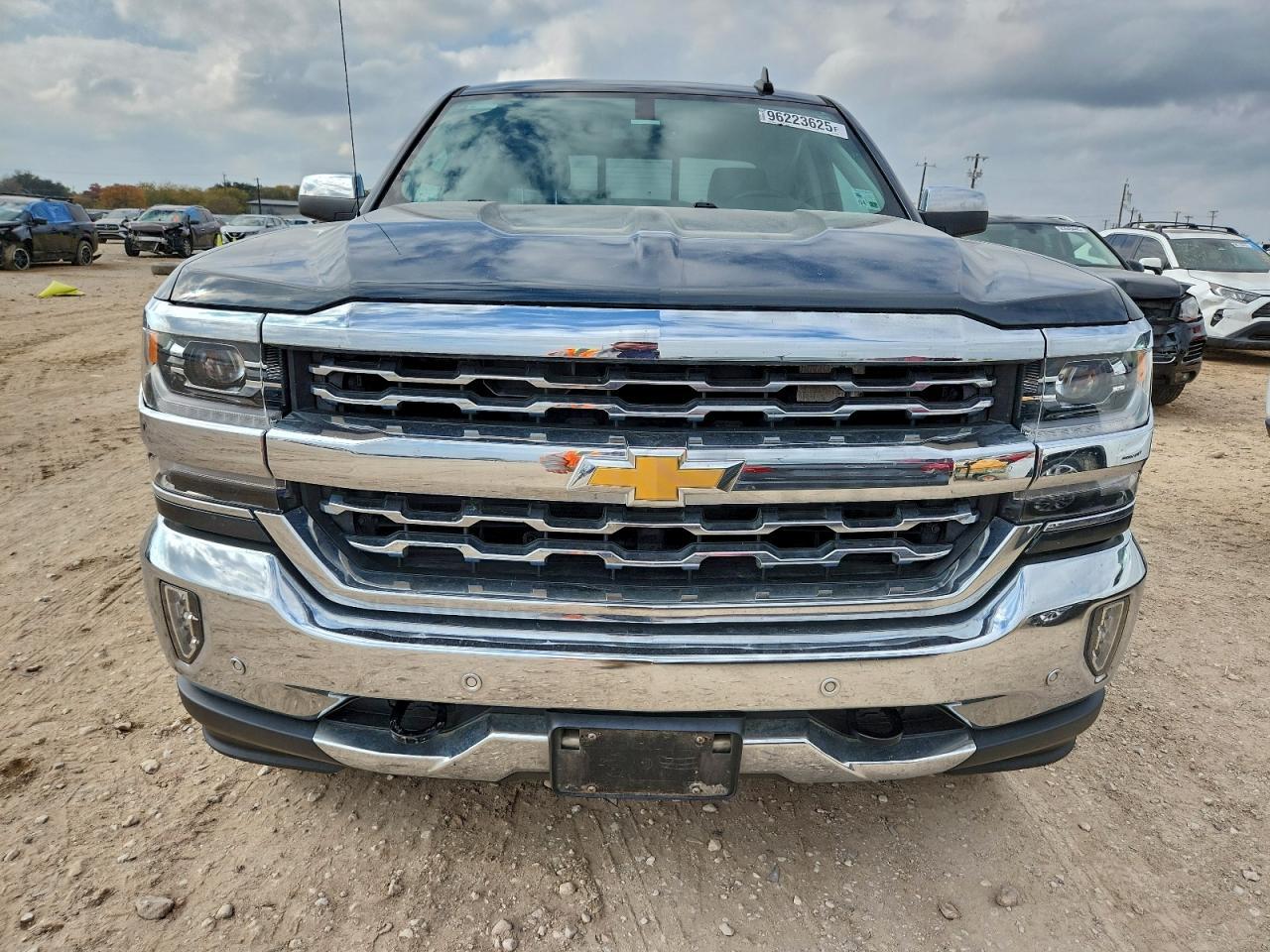 2018 CHEVROLET Silverado