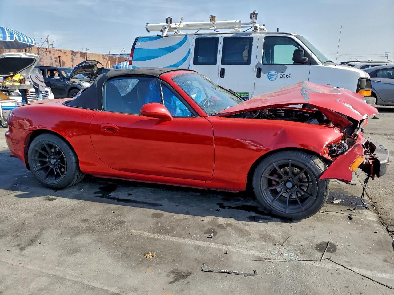 2002 MAZDA MX-5 Miata