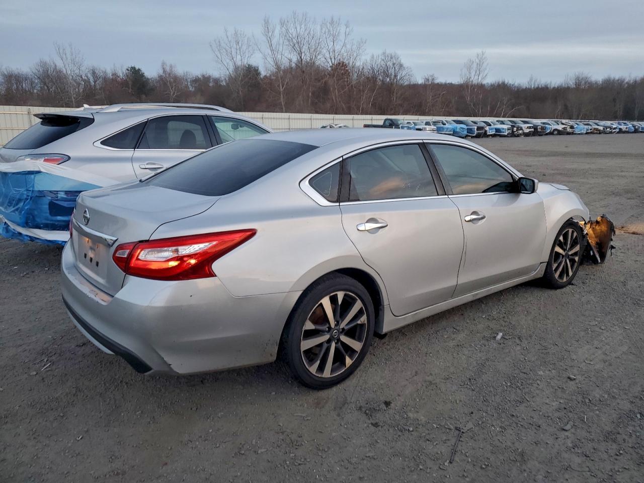 2016 NISSAN ALTIMA