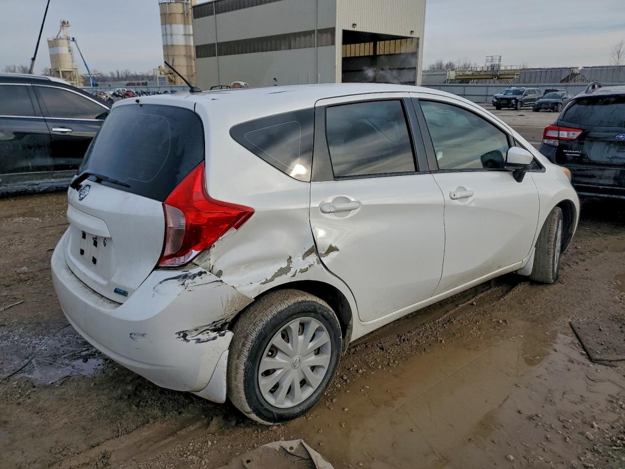 2015 NISSAN Versa Note