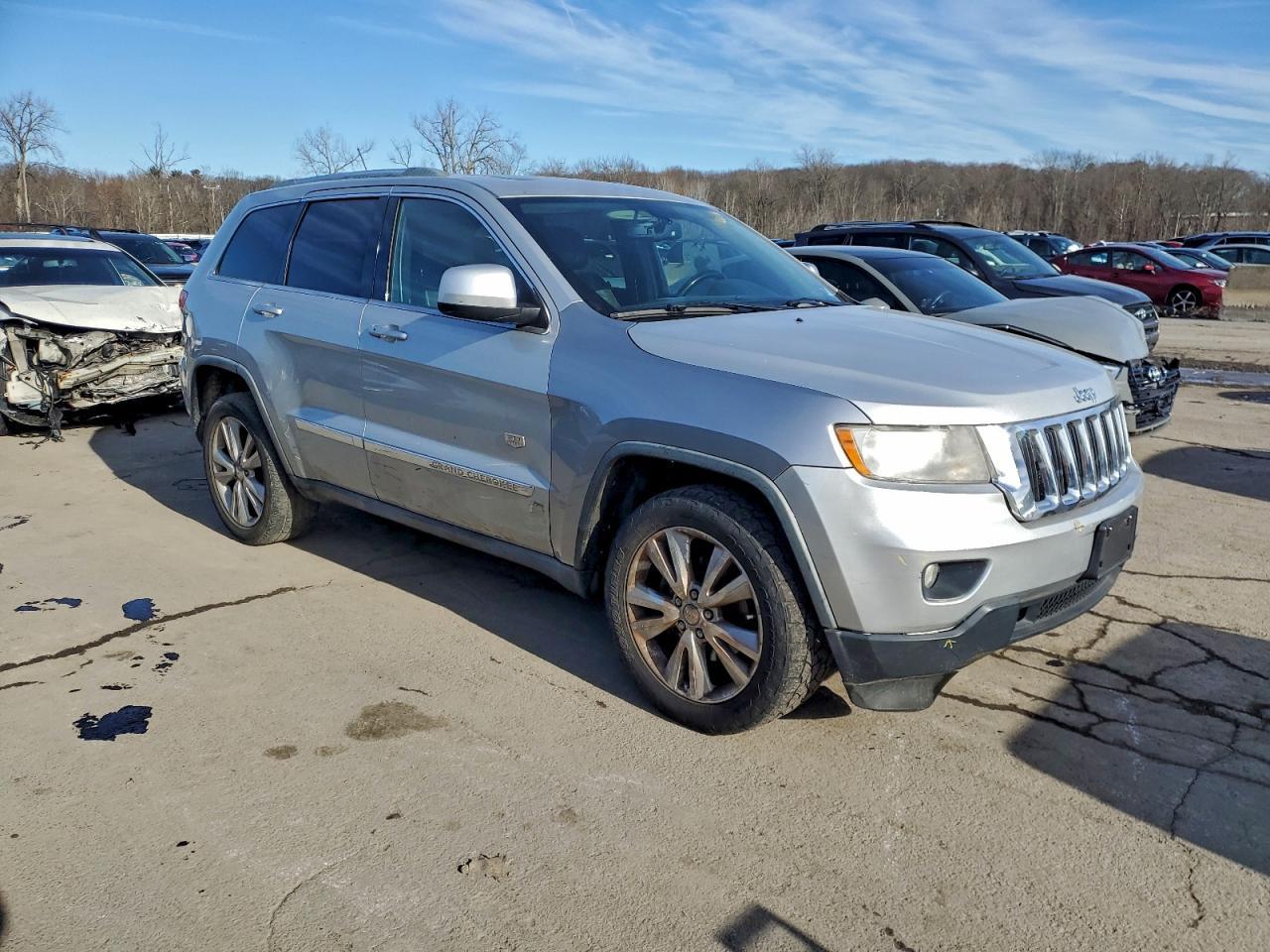 2011 JEEP Grand Cherokee