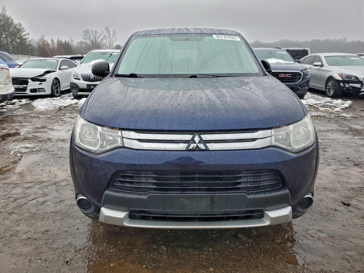 2015 MITSUBISHI outlander