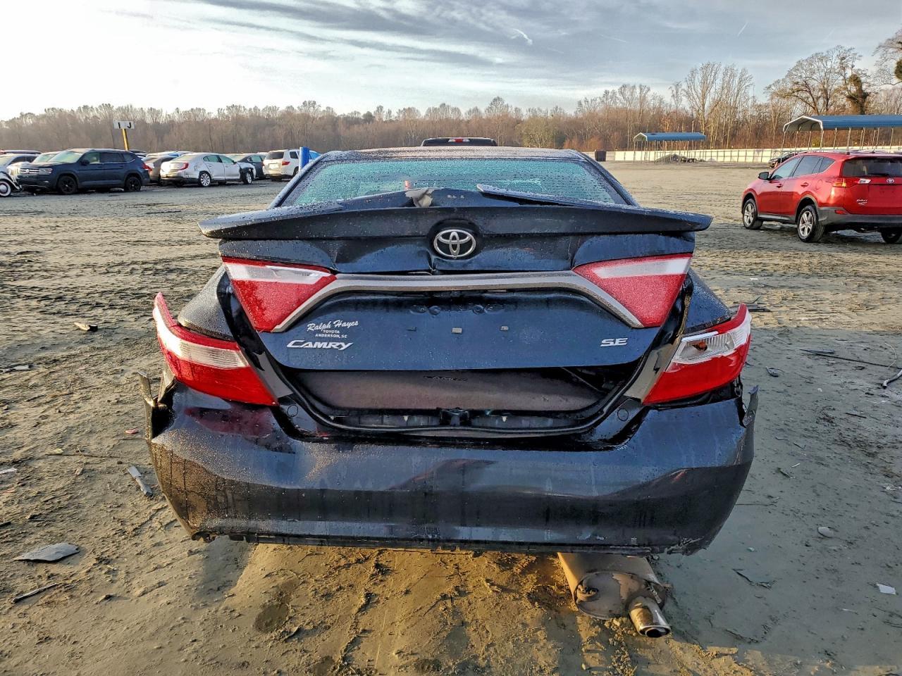 2017 TOYOTA CAMRY
