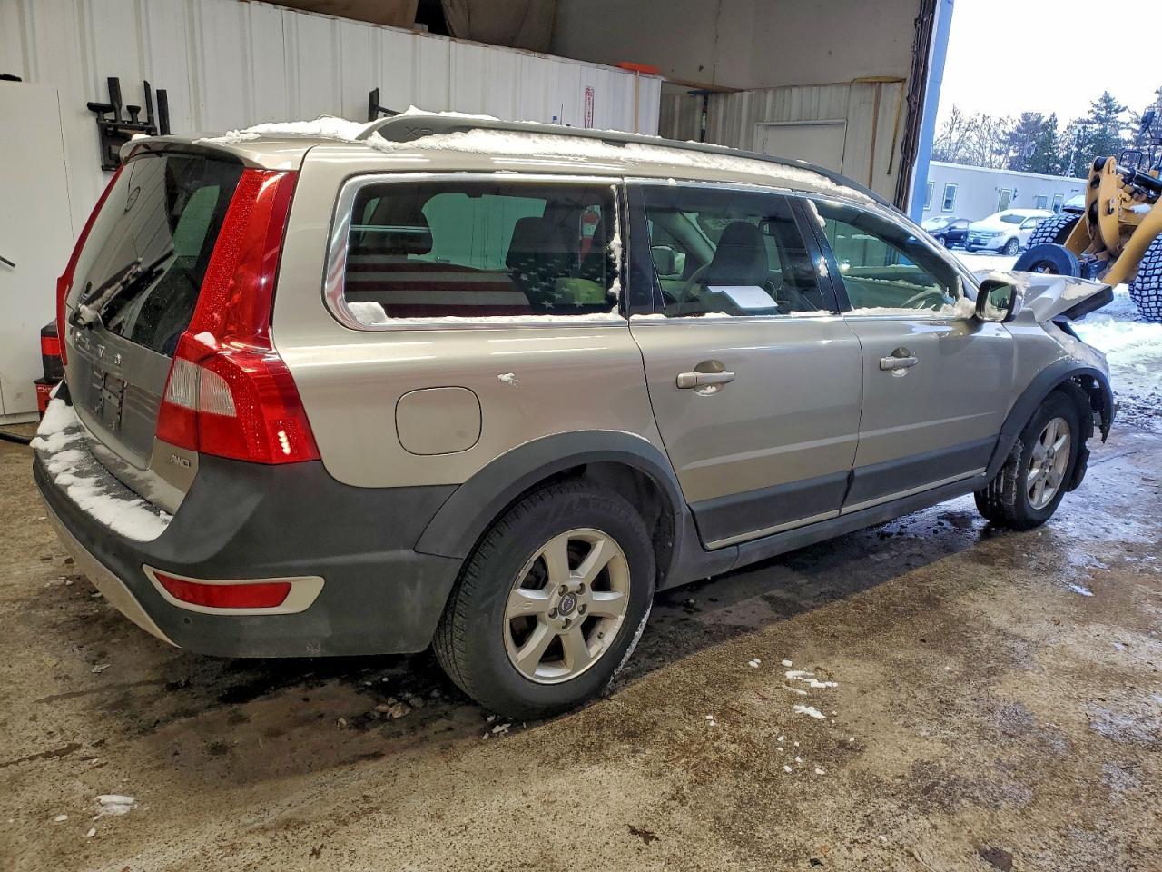 2012 VOLVO XC70