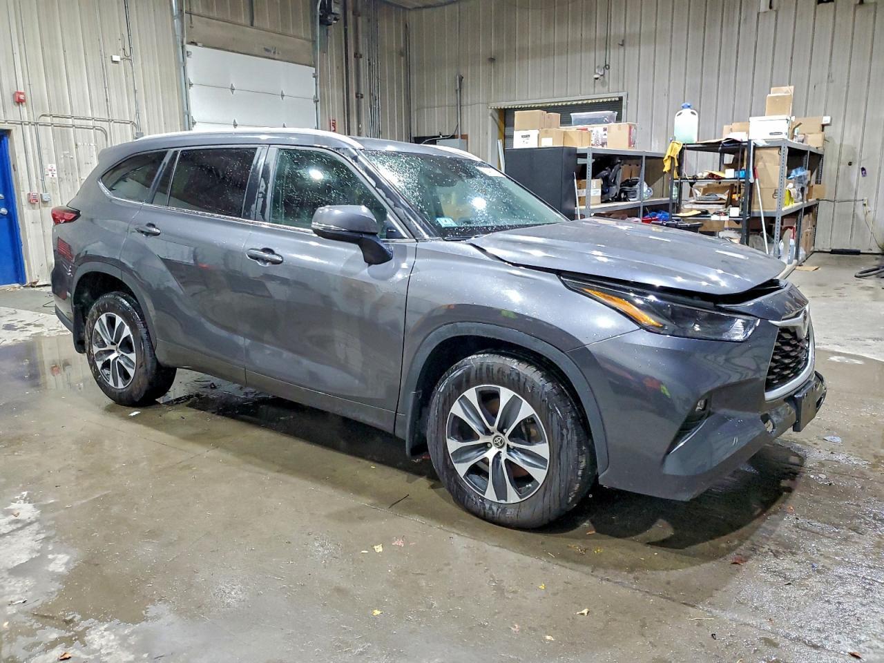 2023 TOYOTA HIGHLANDER