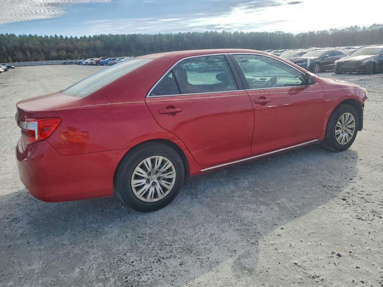 2014 TOYOTA CAMRY