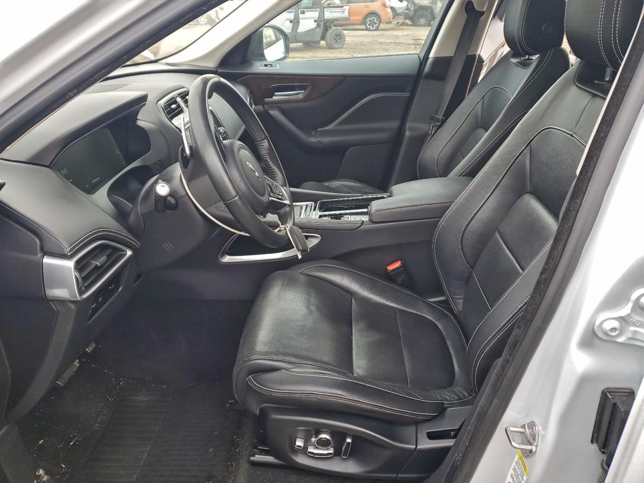 2018 JAGUAR F-Pace