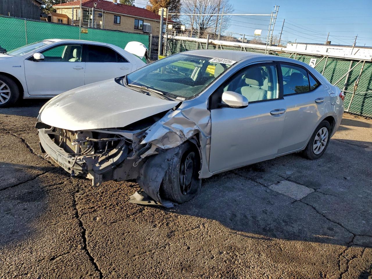 2016 TOYOTA COROLLA