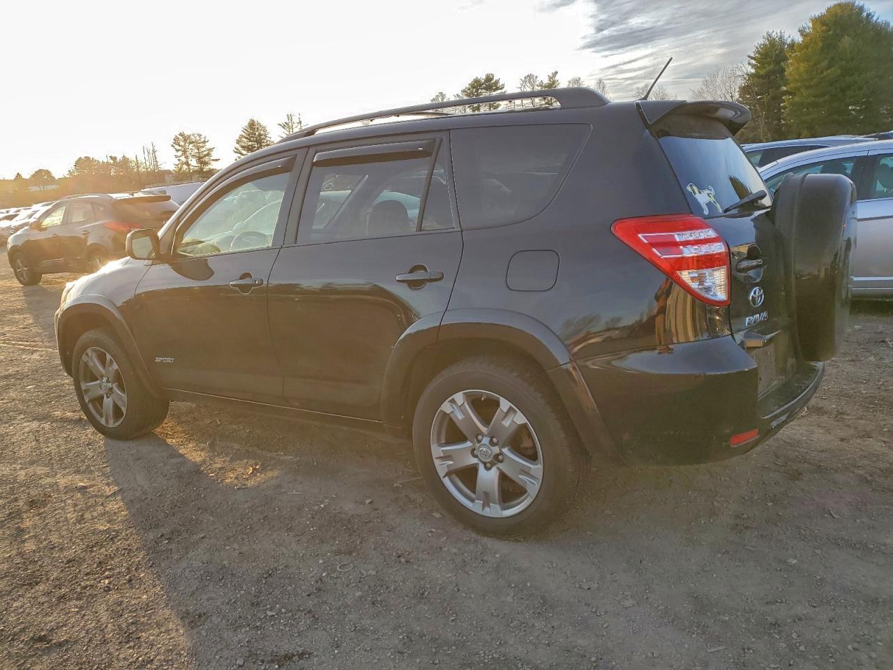 2011 TOYOTA RAV4