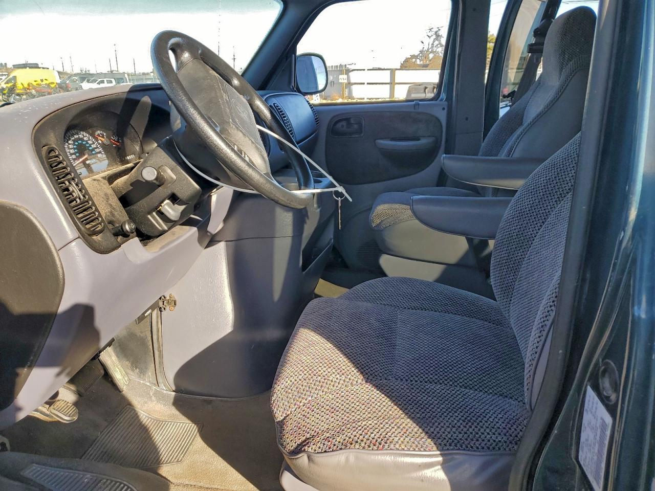 1998 DODGE Ram Wagon