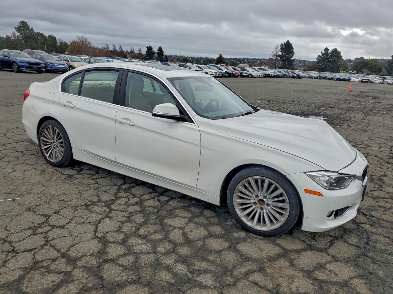 2013 BMW 3 SERIES