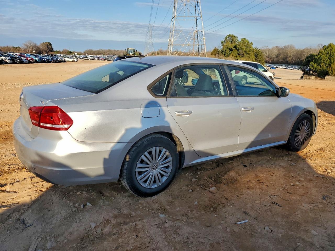2014 VOLKSWAGEN Passat