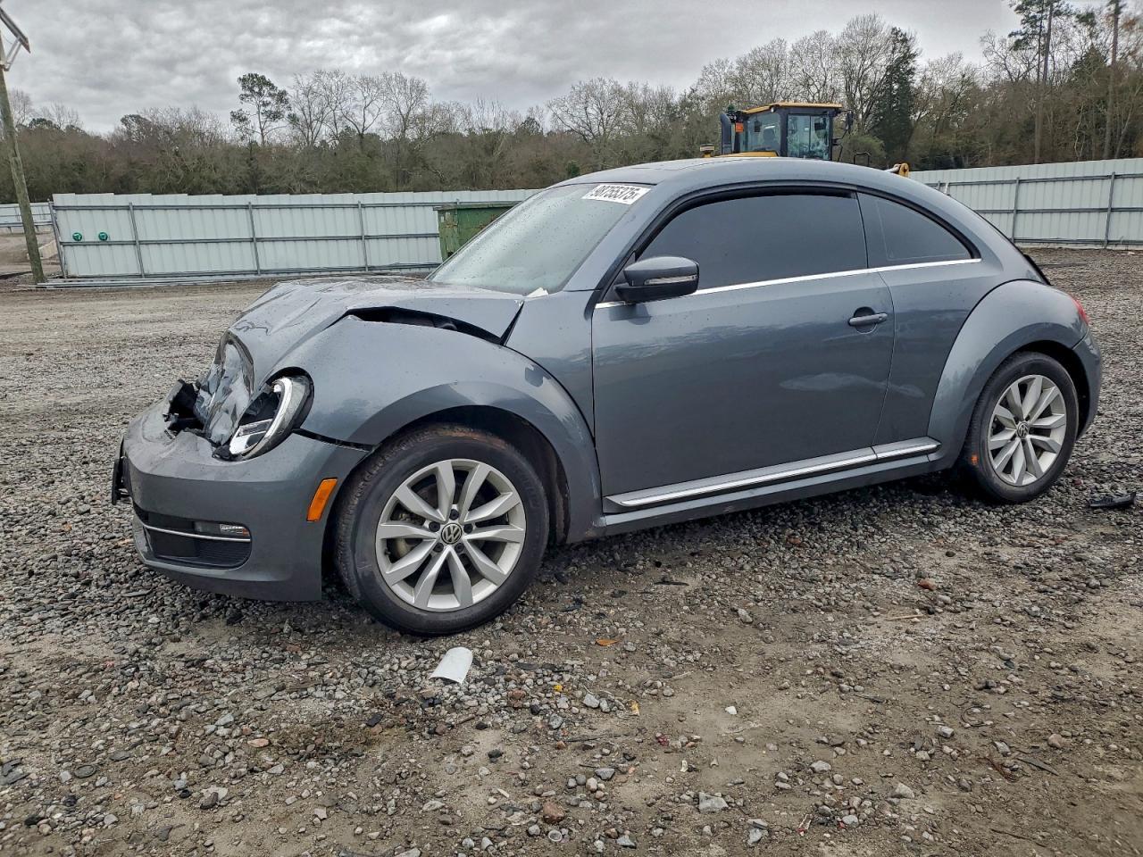 2015 VOLKSWAGEN Beetle