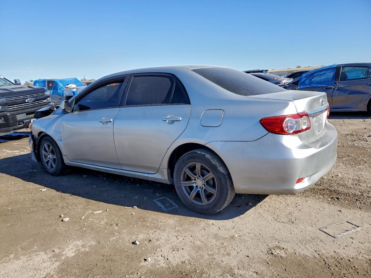 2011 TOYOTA COROLLA