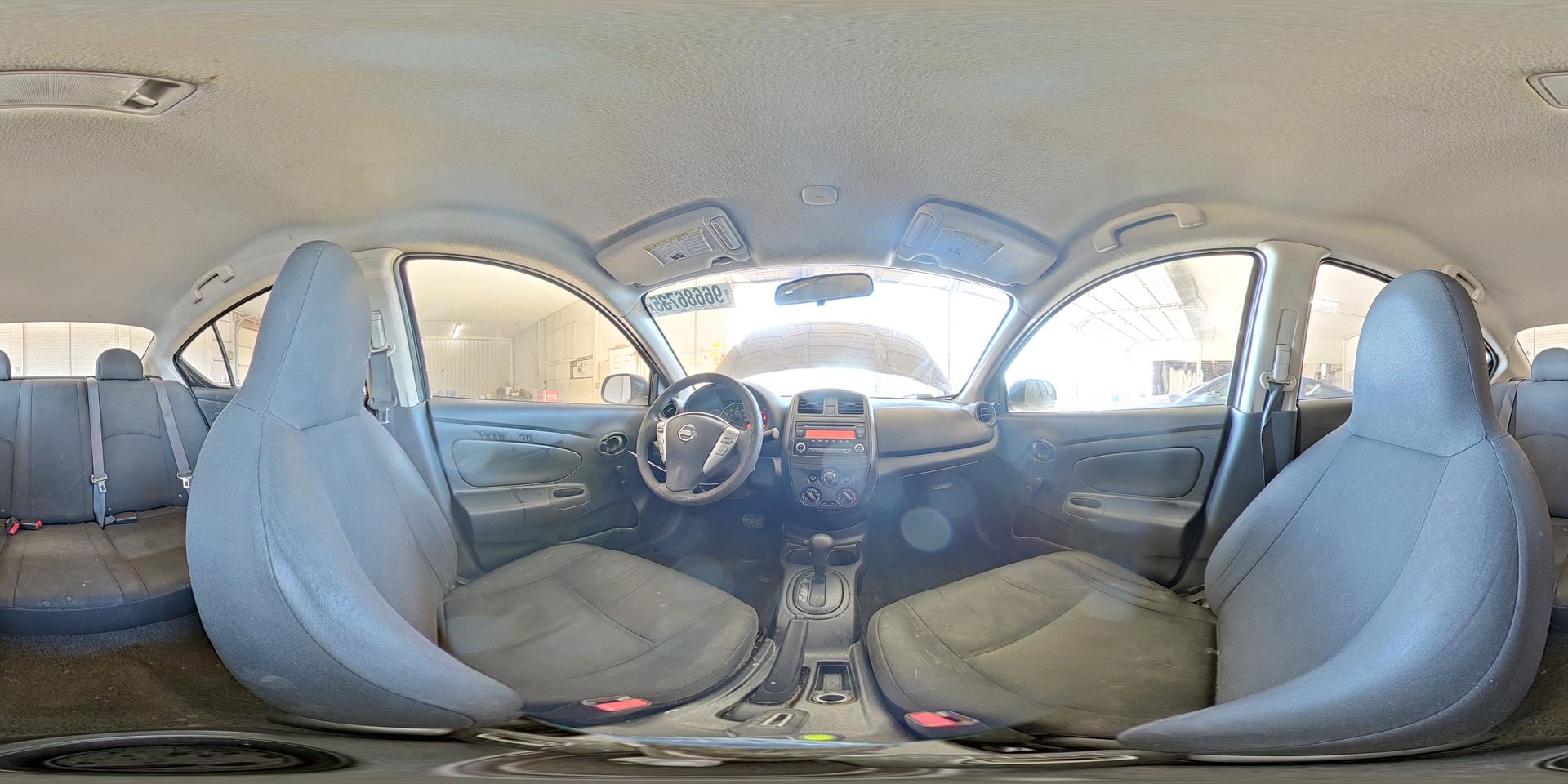 2015 NISSAN VERSA