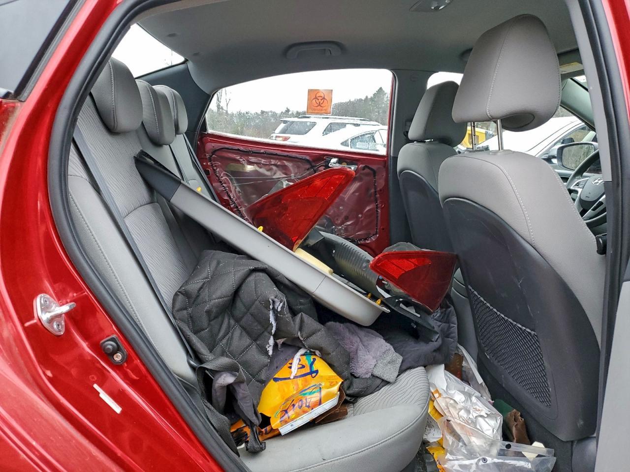 2012 HYUNDAI ACCENT