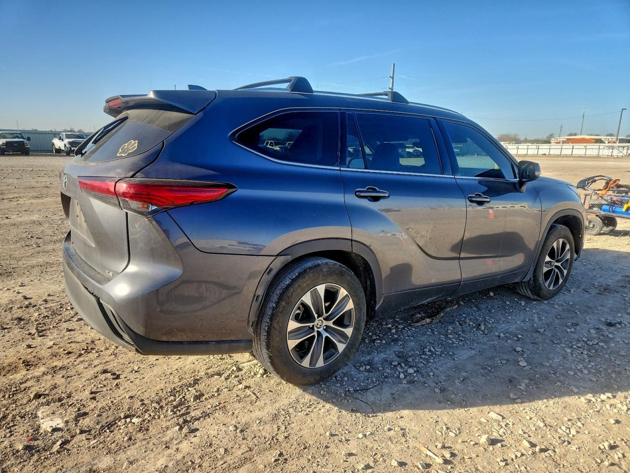 2020 TOYOTA HIGHLANDER