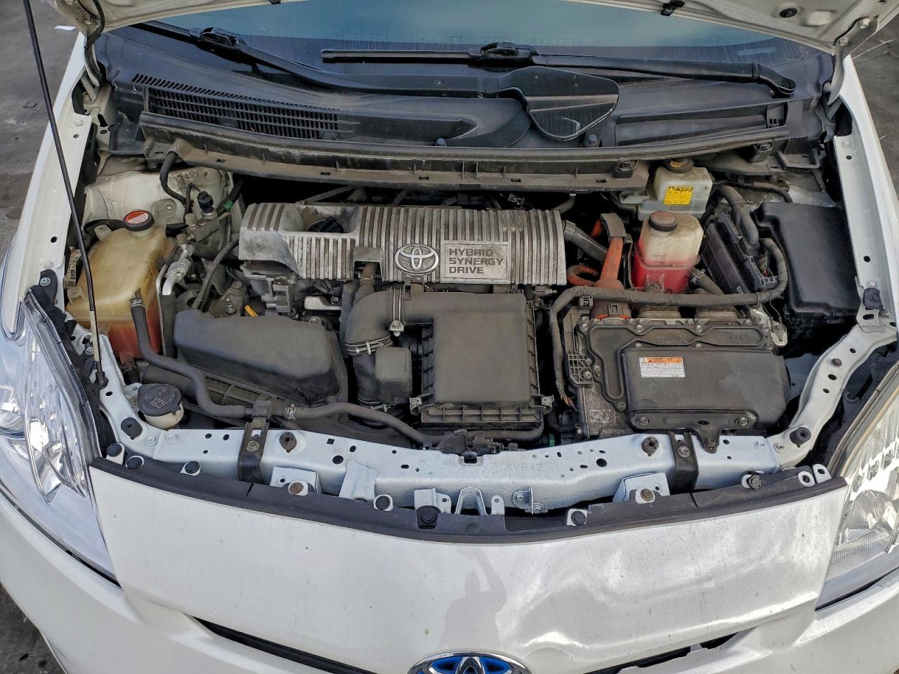 2015 TOYOTA PRIUS