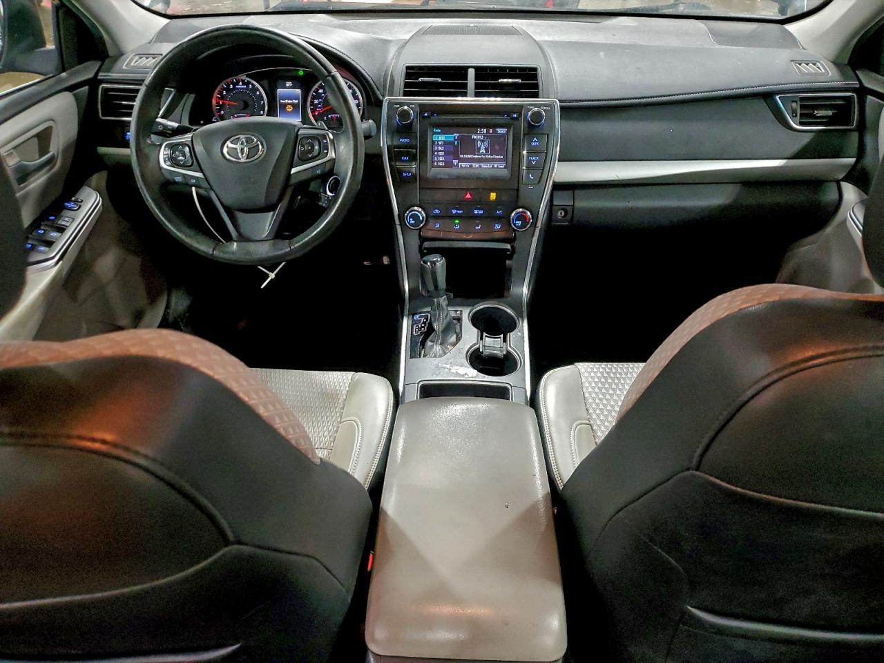 2015 TOYOTA CAMRY
