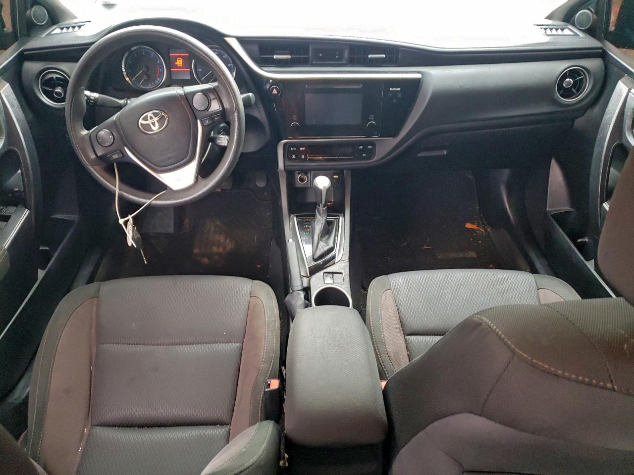 2017 TOYOTA COROLLA
