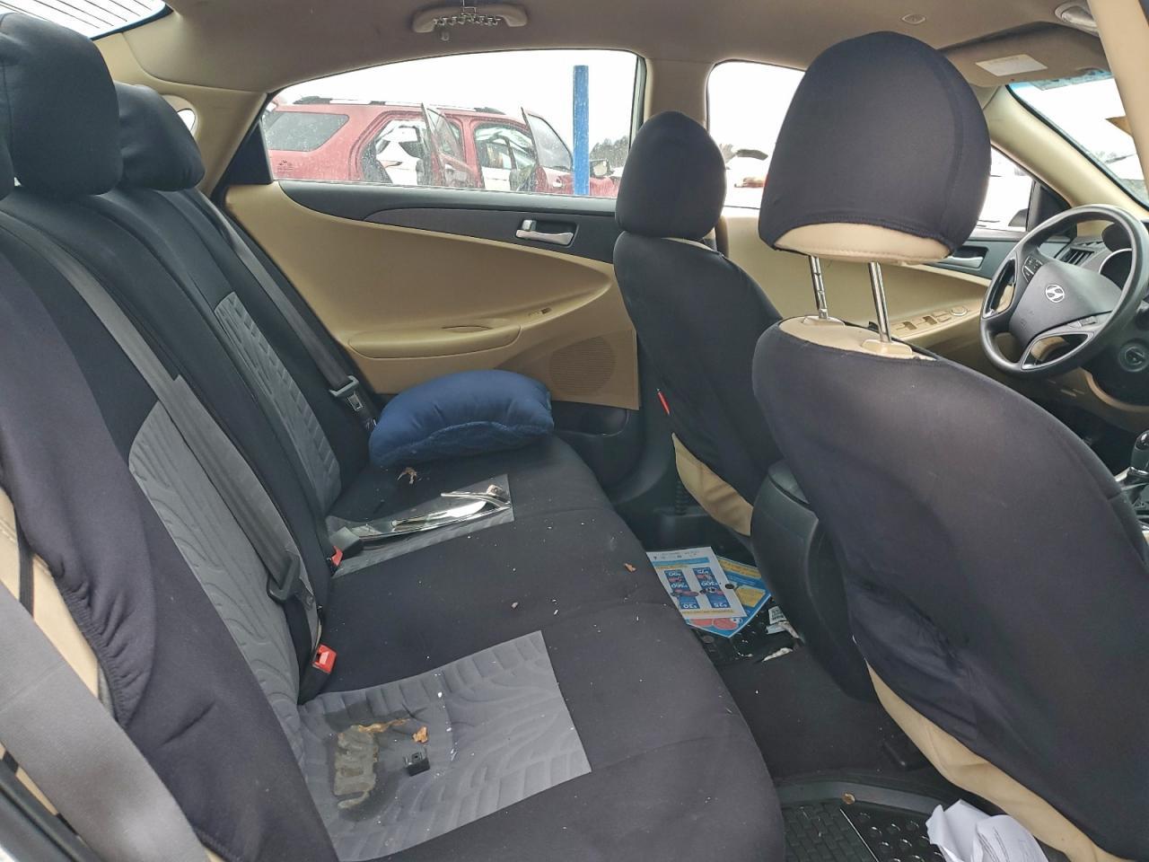 2011 HYUNDAI SONATA