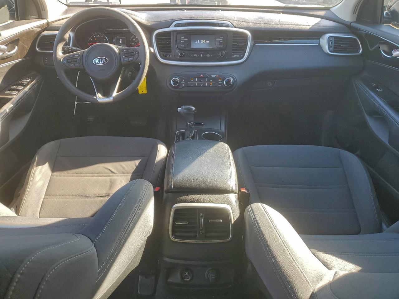 2017 KIA SORENTO