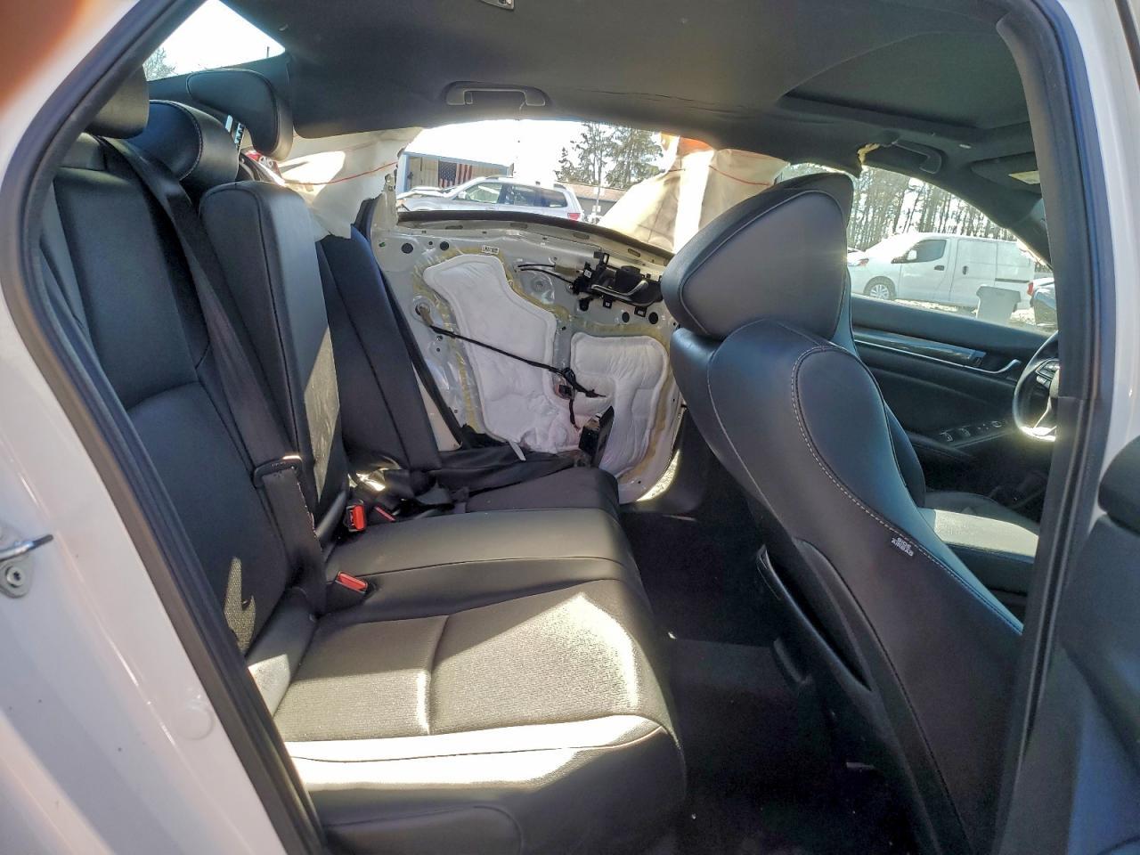2021 HONDA ACCORD