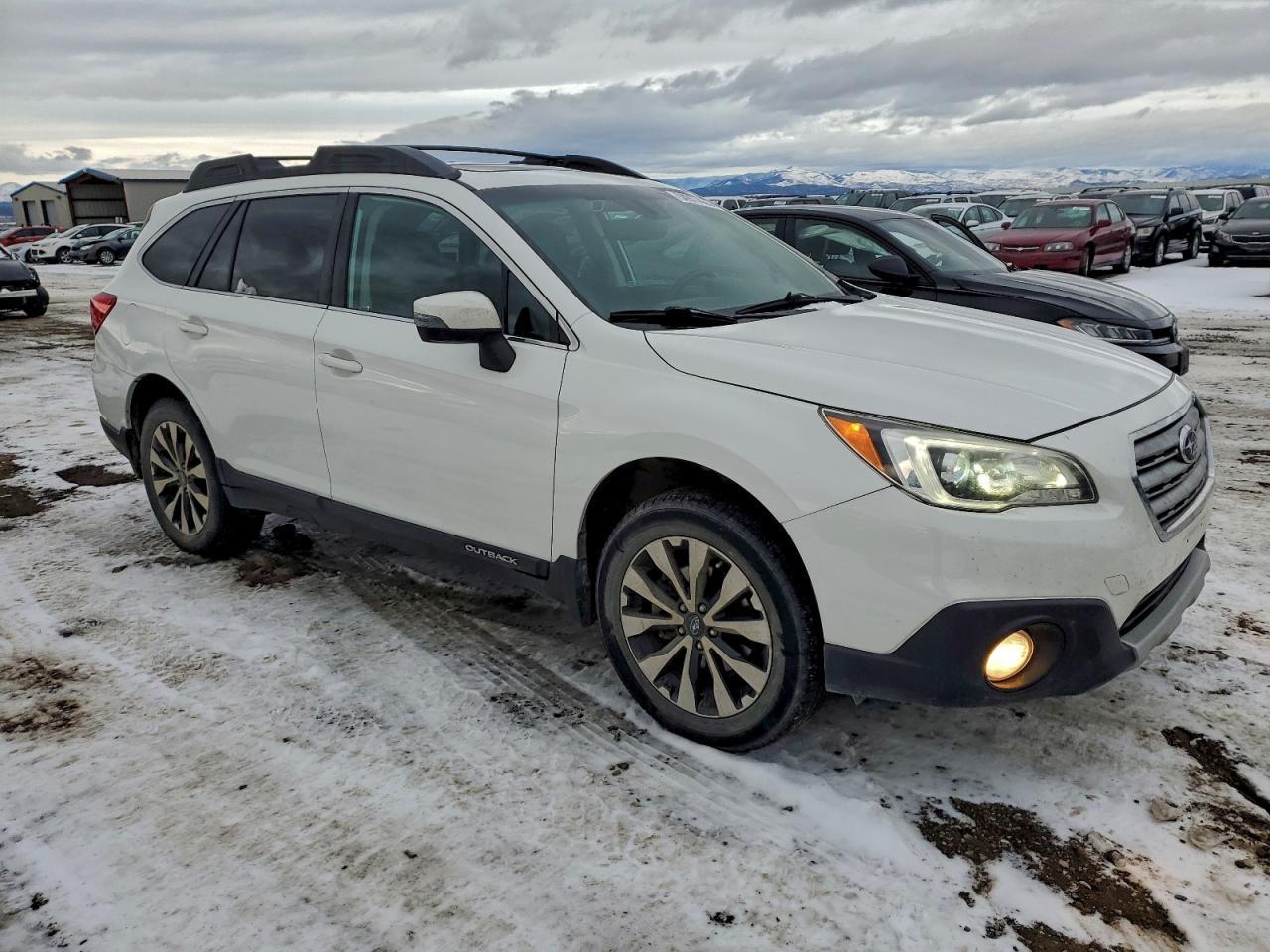 2017 SUBARU Outback