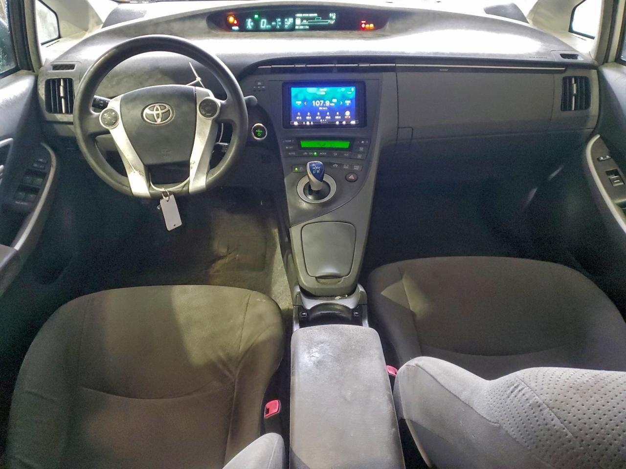 2010 TOYOTA PRIUS