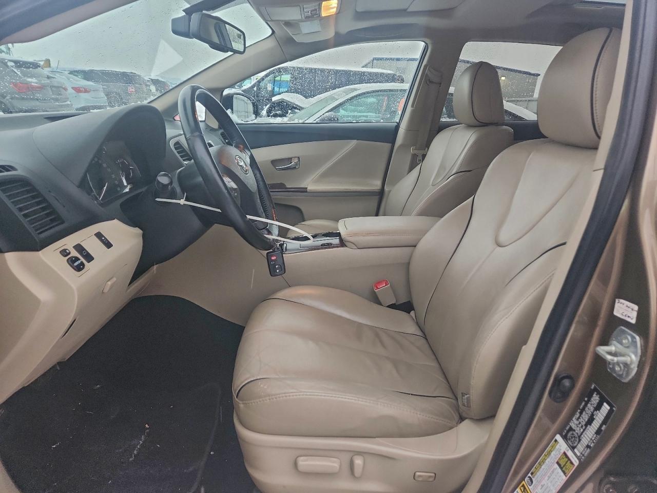 2010 TOYOTA VENZA