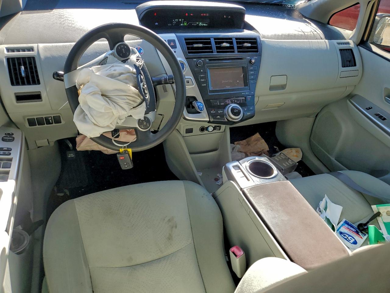 2012 TOYOTA PRIUS V