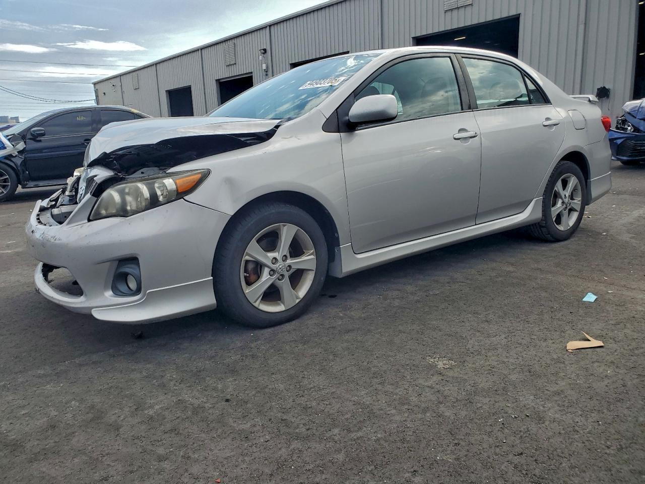 2011 TOYOTA COROLLA