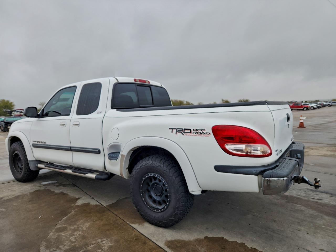 2003 TOYOTA TUNDRA